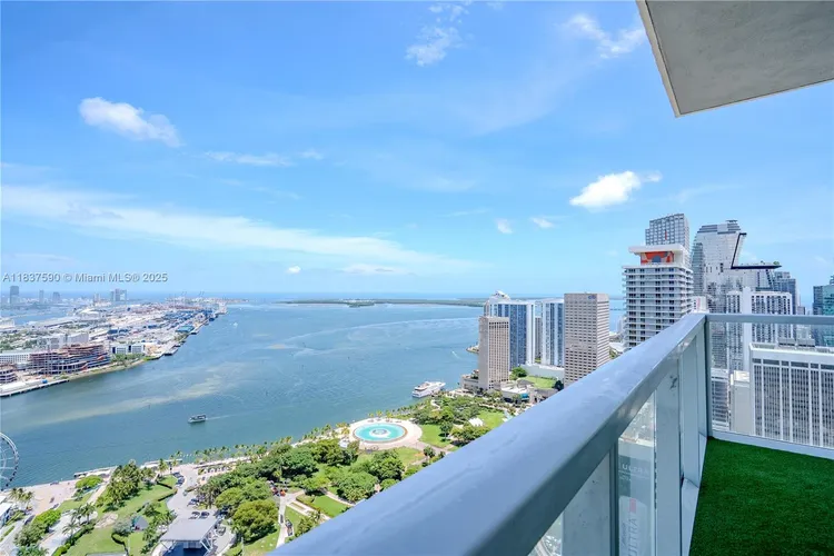 Vizcayne North Tower #4803 image #25