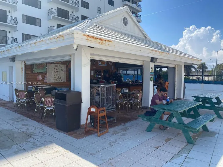 Castle Beach Club #1515 image #37