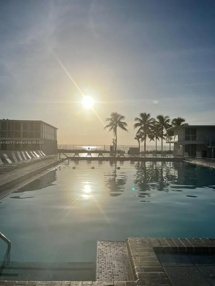 Castle Beach Club #1515 image #43