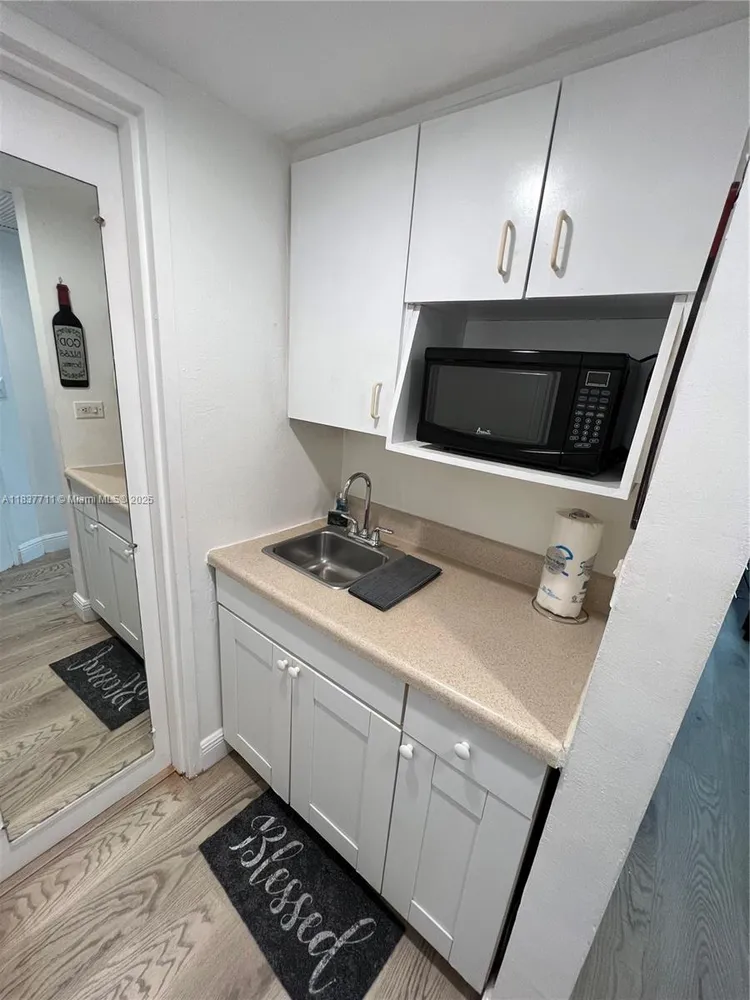 Castle Beach Club #1515 image #9