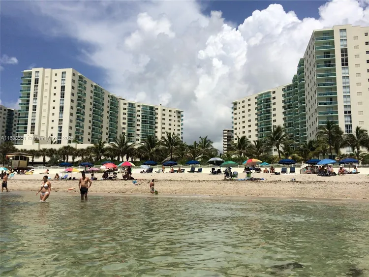The Tides On Hollywood Beach #5P image #25