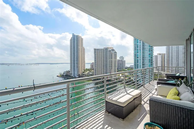 One Miami #1823 image #13