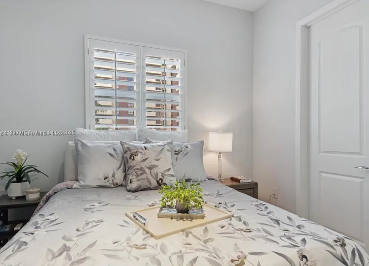 Valencia Grande #405 image #11