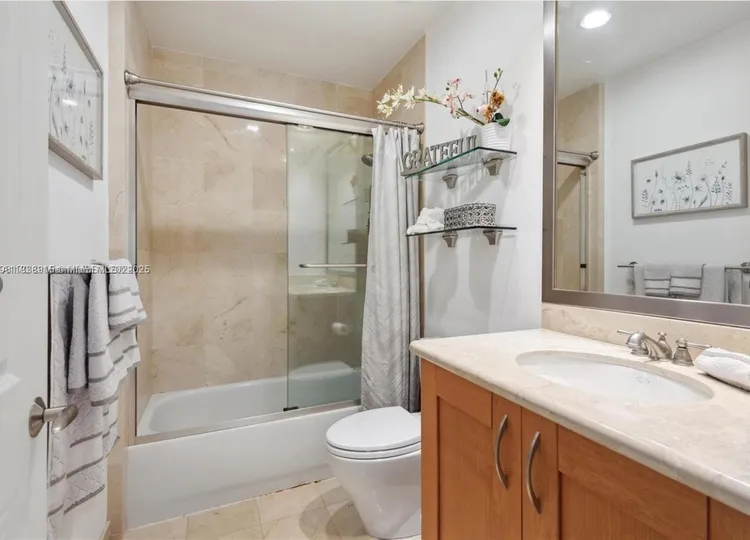 Valencia Grande #405 image #13