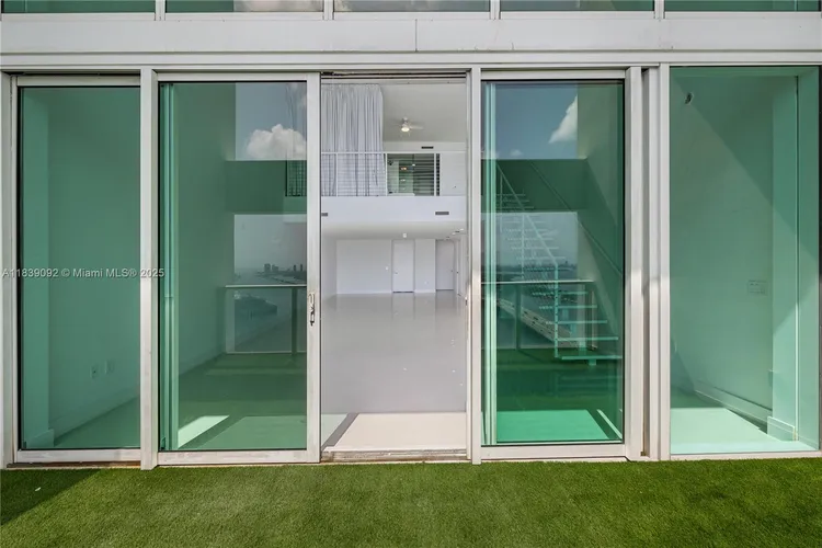 Ten Museum Park #4003 image #14