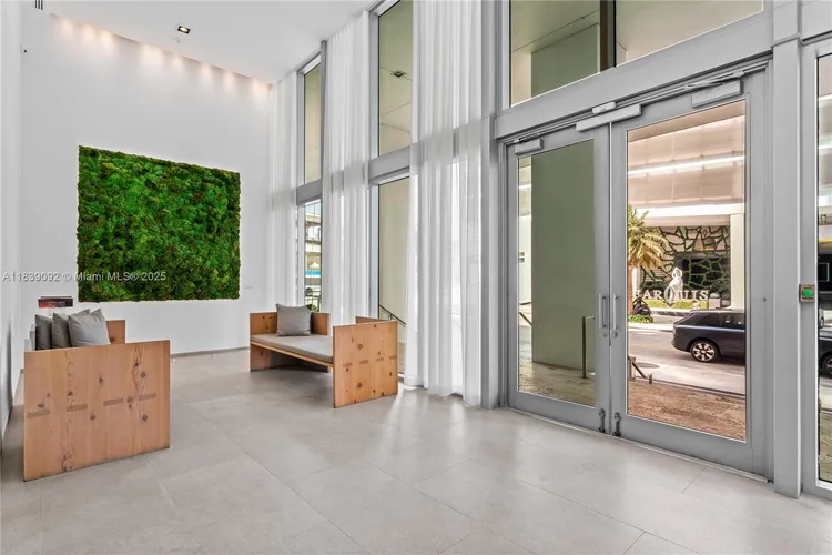 Ten Museum Park #4003 image #17