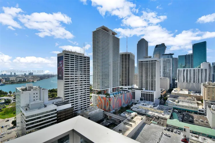 YotelPad #2000 image #15