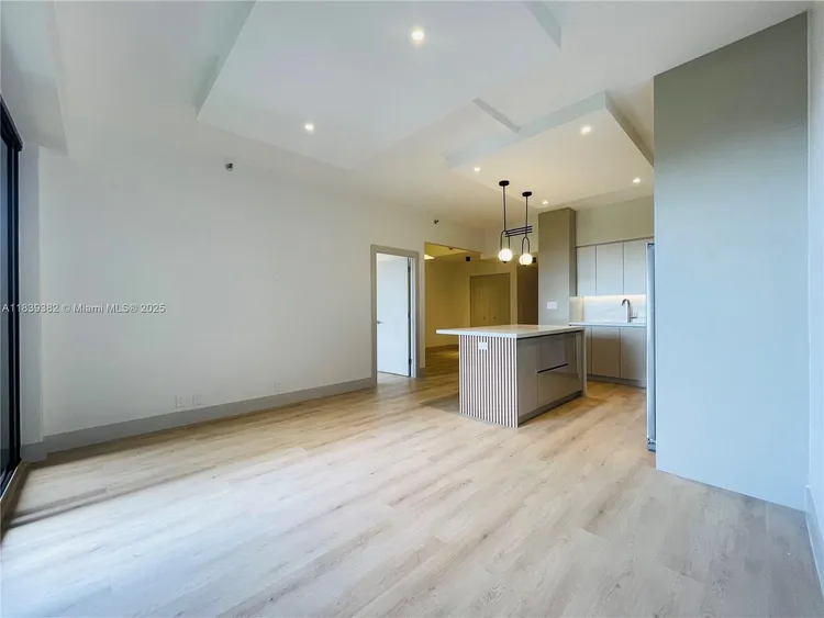 Key Colony I - Tidemark #305 image #19