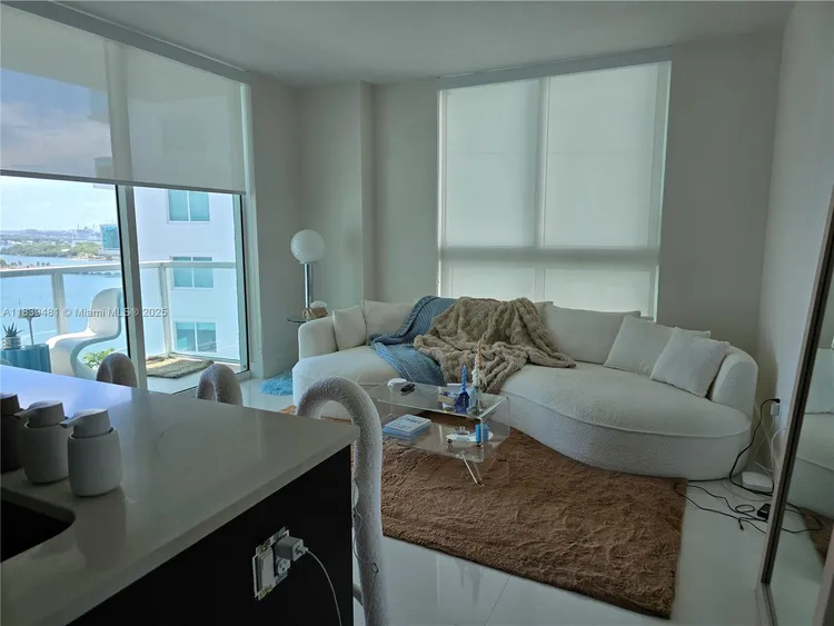 Quantum on the Bay #1803 image #8