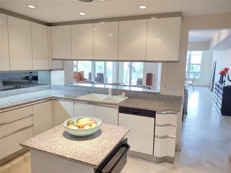 Grand Bay Residences #601 image #20