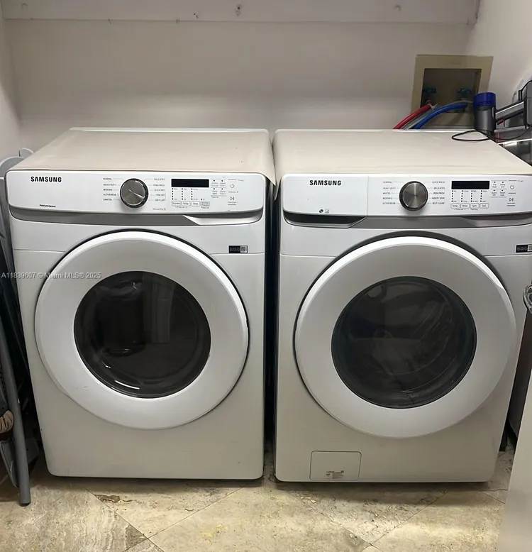 Grand Bay Residences #601 image #21