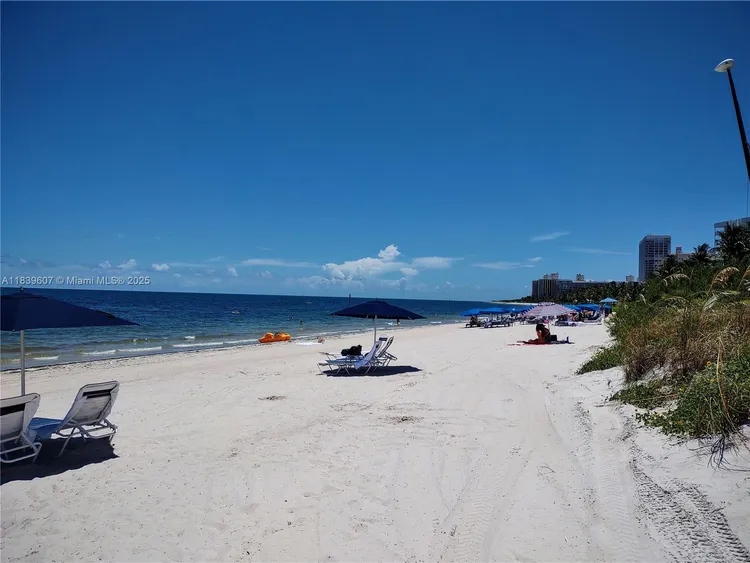 Grand Bay Residences #601 image #47