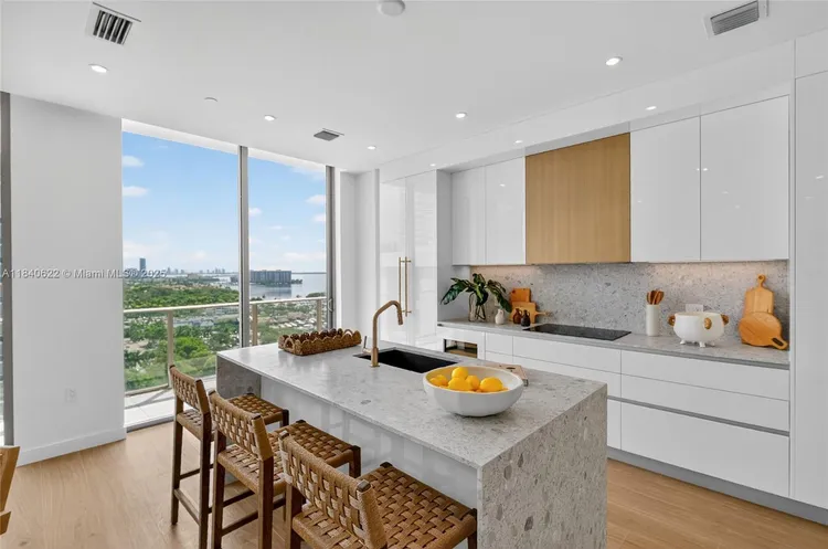 Mr. C Residences Bayshore Tower #1401 image #23