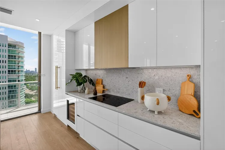 Mr. C Residences Bayshore Tower #1401 image #26