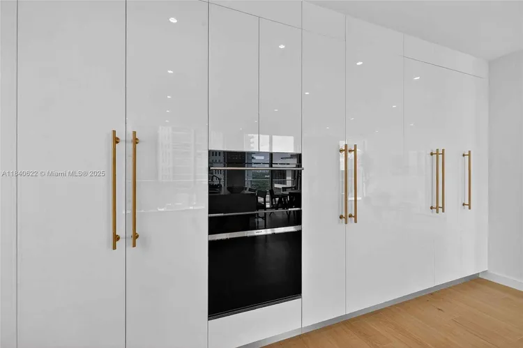 Mr. C Residences Bayshore Tower #1401 image #27