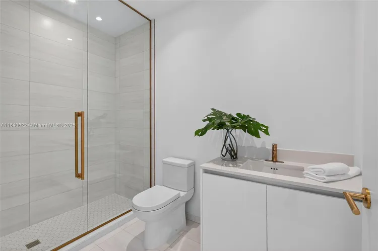 Mr. C Residences Bayshore Tower #1401 image #61