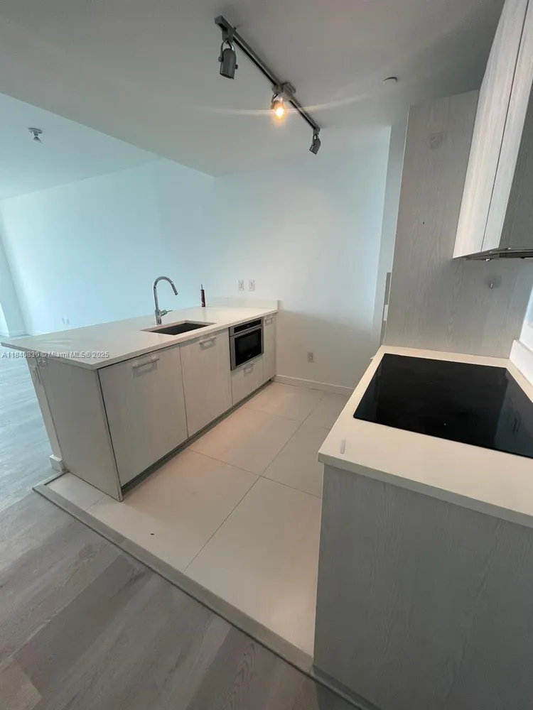 Paraiso Bayviews #3705 image #10