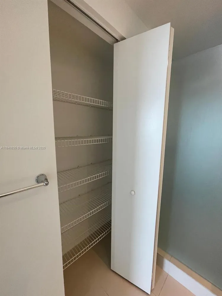 Paraiso Bayviews #3705 image #14