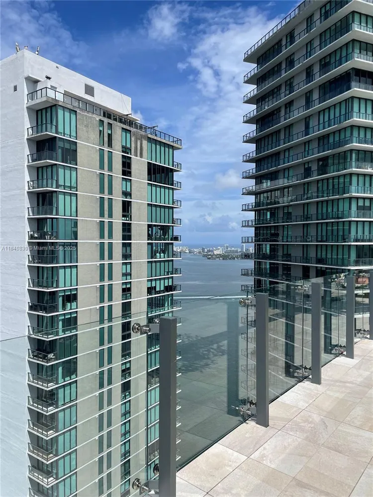 Paraiso Bayviews #3705 image #16