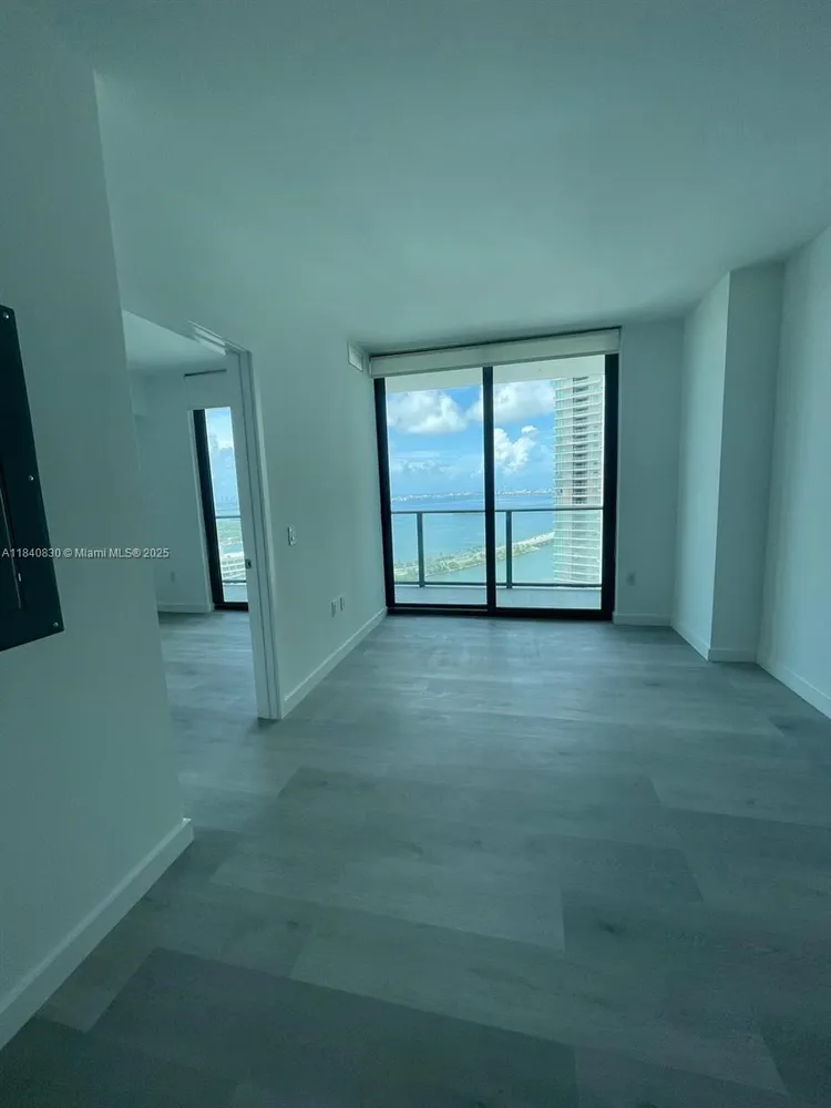 Paraiso Bayviews #3705 image #9