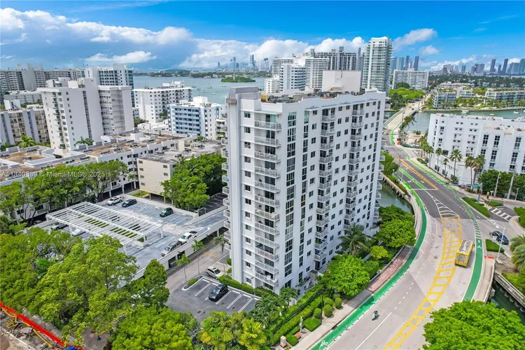 West Bay Plaza #1209 image #17