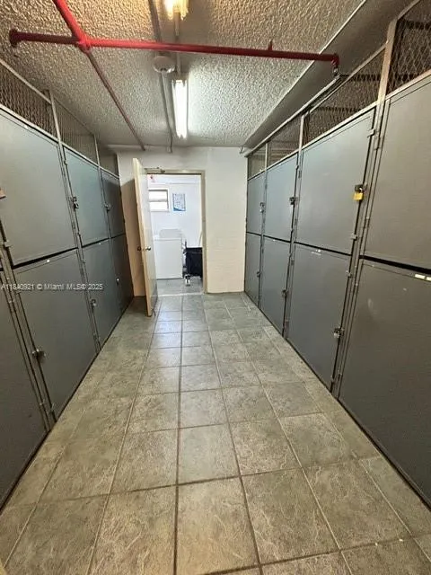 Plaza of the Americas #204 image #12