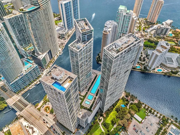 Icon Brickell II #5009 image #37