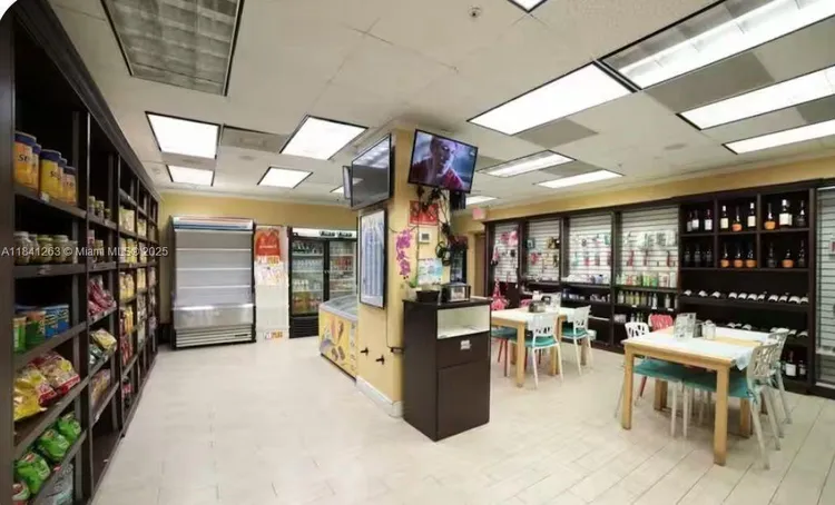 The Tides On Hollywood Beach #11P image #23