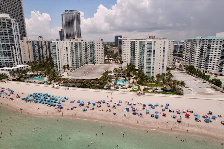The Tides On Hollywood Beach #11P image #25