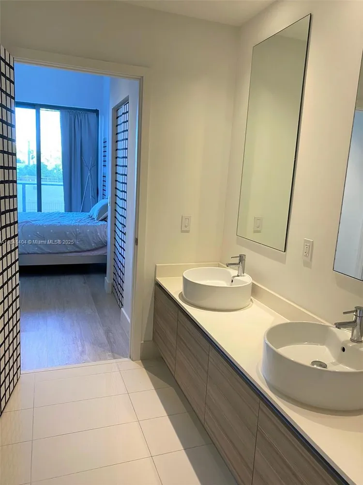 Hyde Midtown #L205 image #46