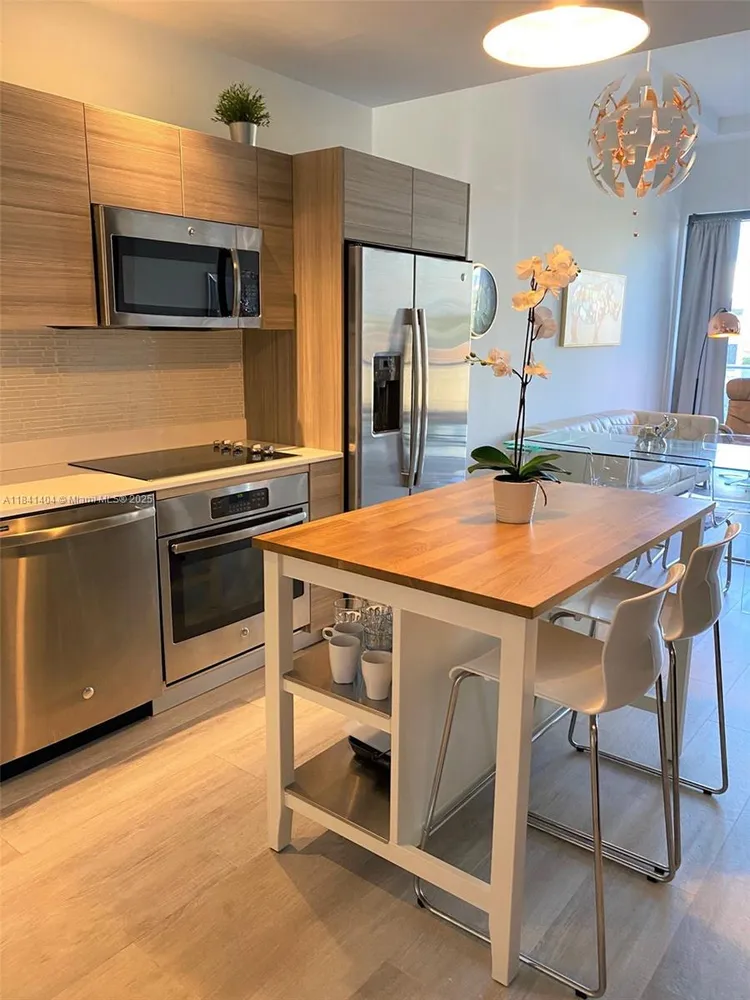 Hyde Midtown #L205 image #57