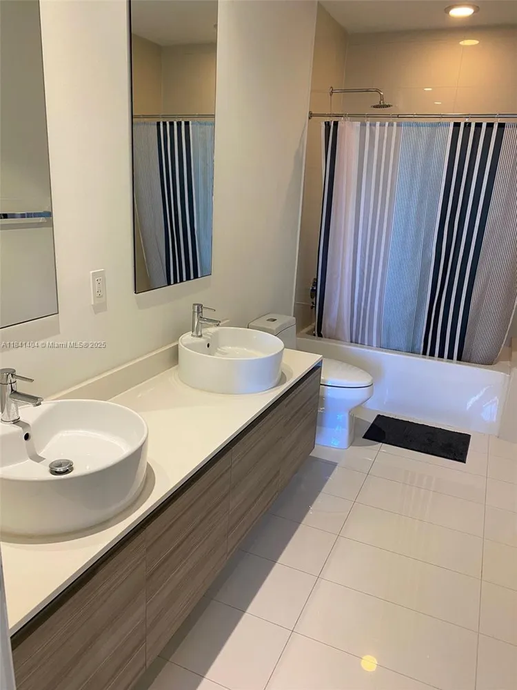 Hyde Midtown #L205 image #59