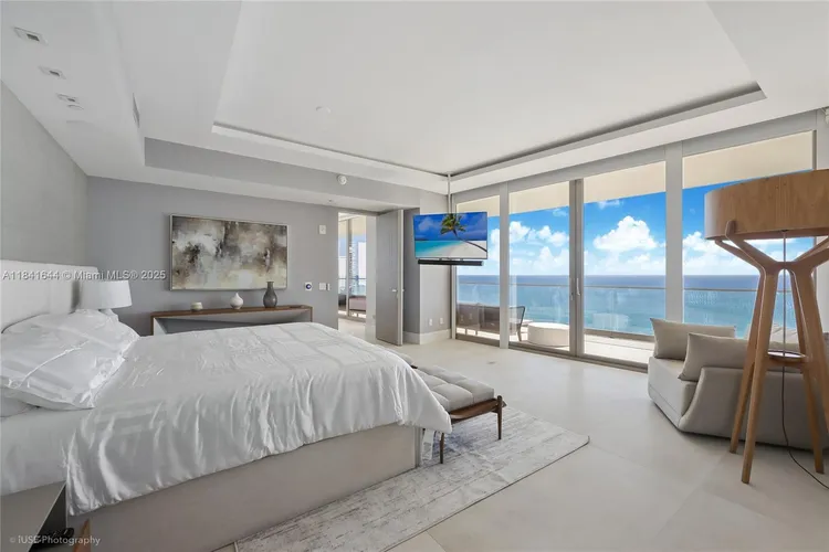 Residences by Armani Casa #1400 image #24