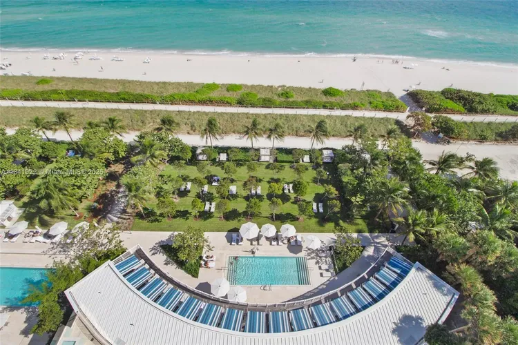 The Surf Club Four Seasons Hotel And Residences #S-PH2 image #15