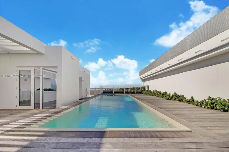 The Surf Club Four Seasons Hotel And Residences #S-PH2 image #8