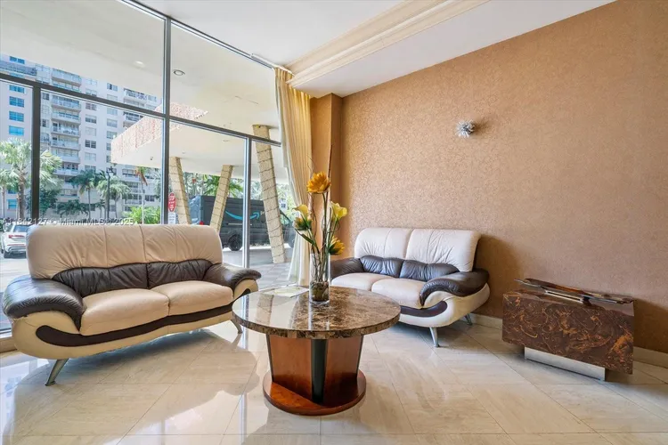 Winston Towers #710 image #19