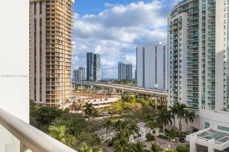 Marina Tower #9D image #10