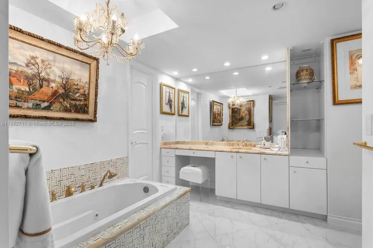 Marina Tower #9D image #24