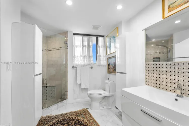 Marina Tower #9D image #29