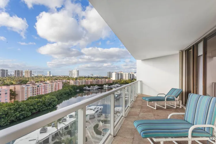 Marina Tower #9D image #9