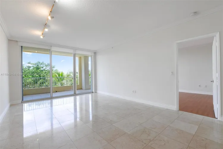 Ocean Club - Resort Villa One #403 image #7