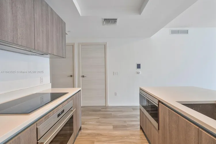 SLS Lux Brickell #2402 image #10