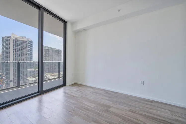 SLS Lux Brickell #2402 image #19