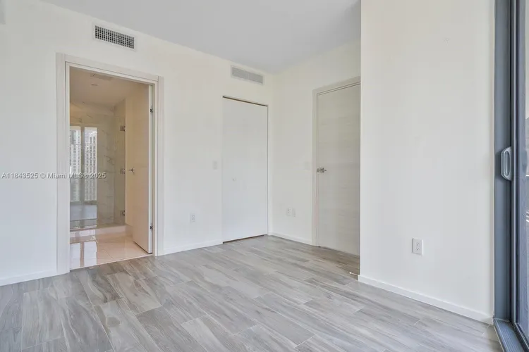 SLS Lux Brickell #2402 image #20