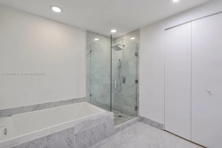 SLS Lux Brickell #2402 image #25