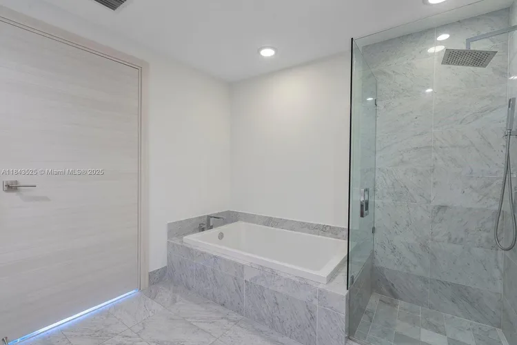 SLS Lux Brickell #2402 image #29