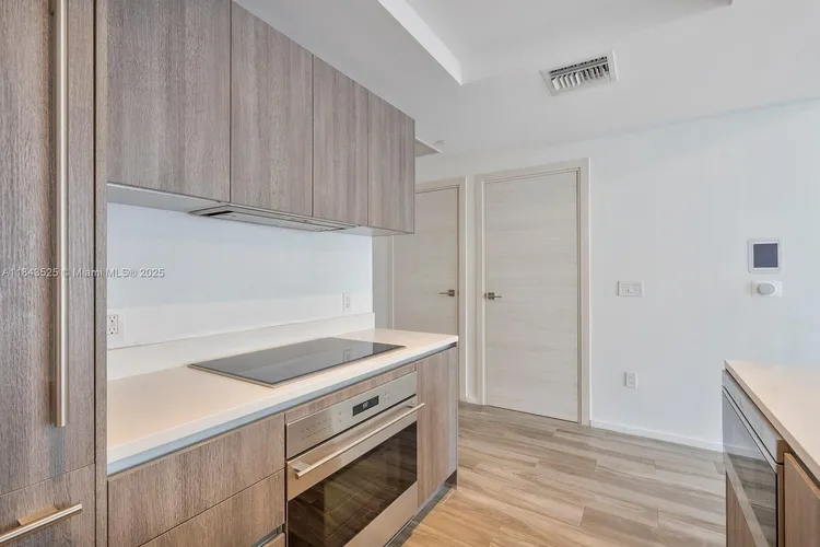 SLS Lux Brickell #2402 image #6