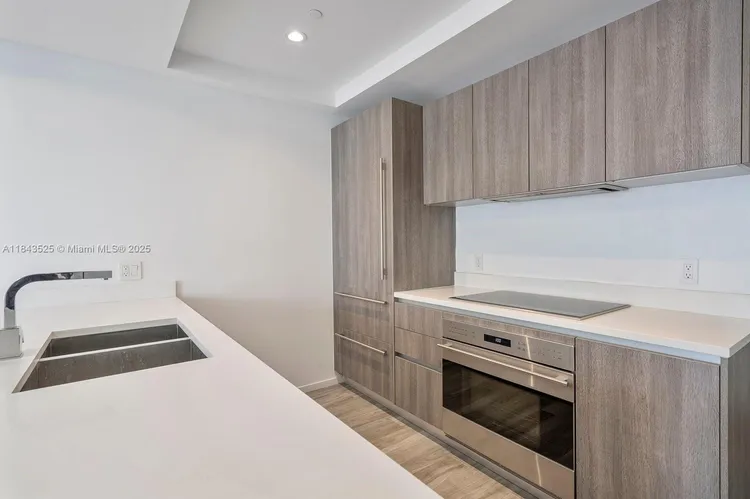 SLS Lux Brickell #2402 image #8