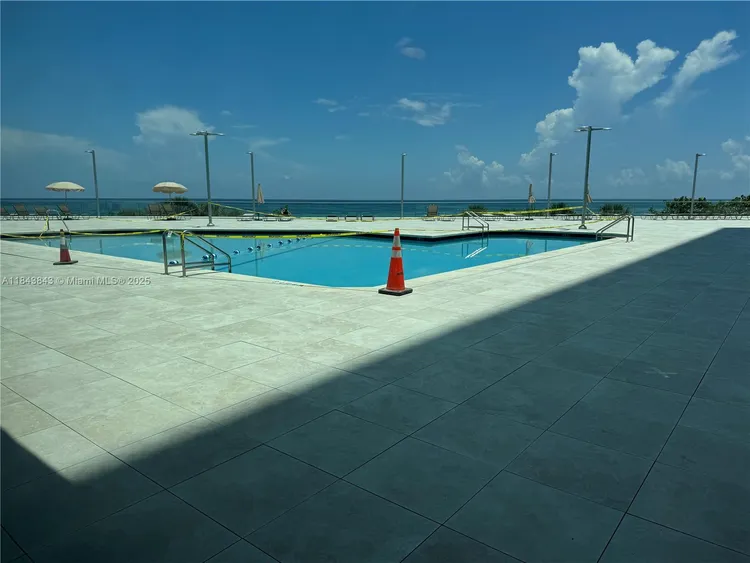 Burleigh House #1203 image #32