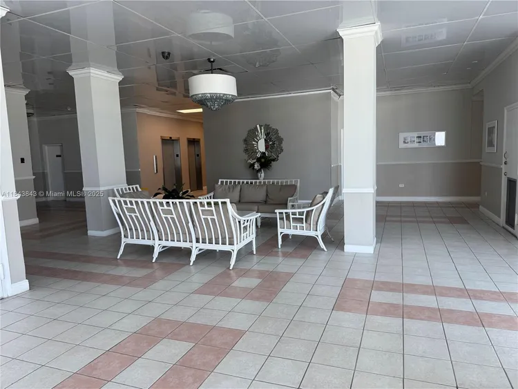 Burleigh House #1203 image #34